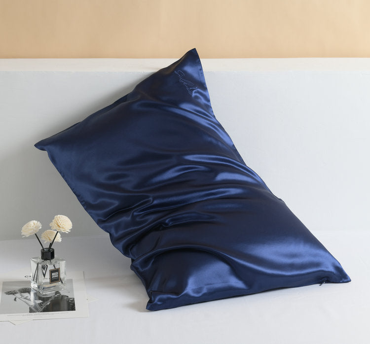 Taie d’Oreiller en Soie de Mulberry 22 Mommes – Beauté, Confort et Élégance Nocturne