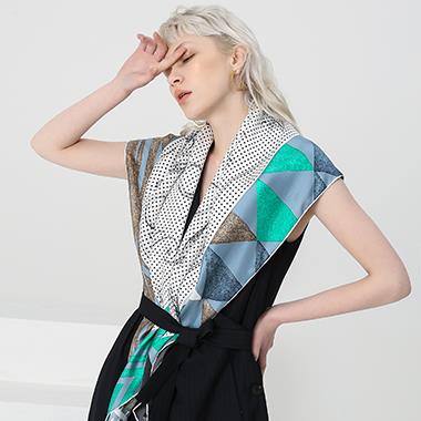 Foulard en Soie de Mûrier 110x110cm – Twill Imprimé Main