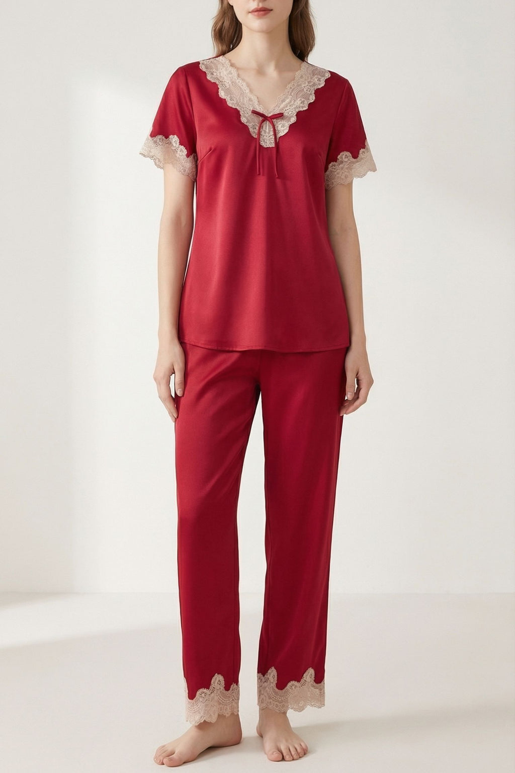 Pyjama en soie de mûrier avec dentelle - Ensemble de nuit luxueux