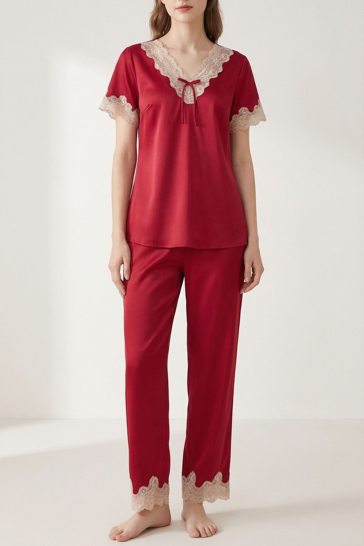 Pyjama en soie de mûrier avec dentelle - Ensemble de nuit luxueux