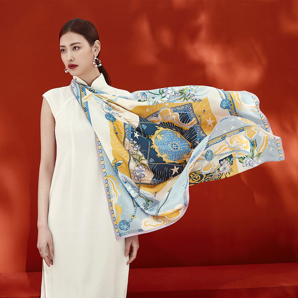 Foulard Carré en Soie de Mûrier 135cm | Accessoire Cheveux et Style