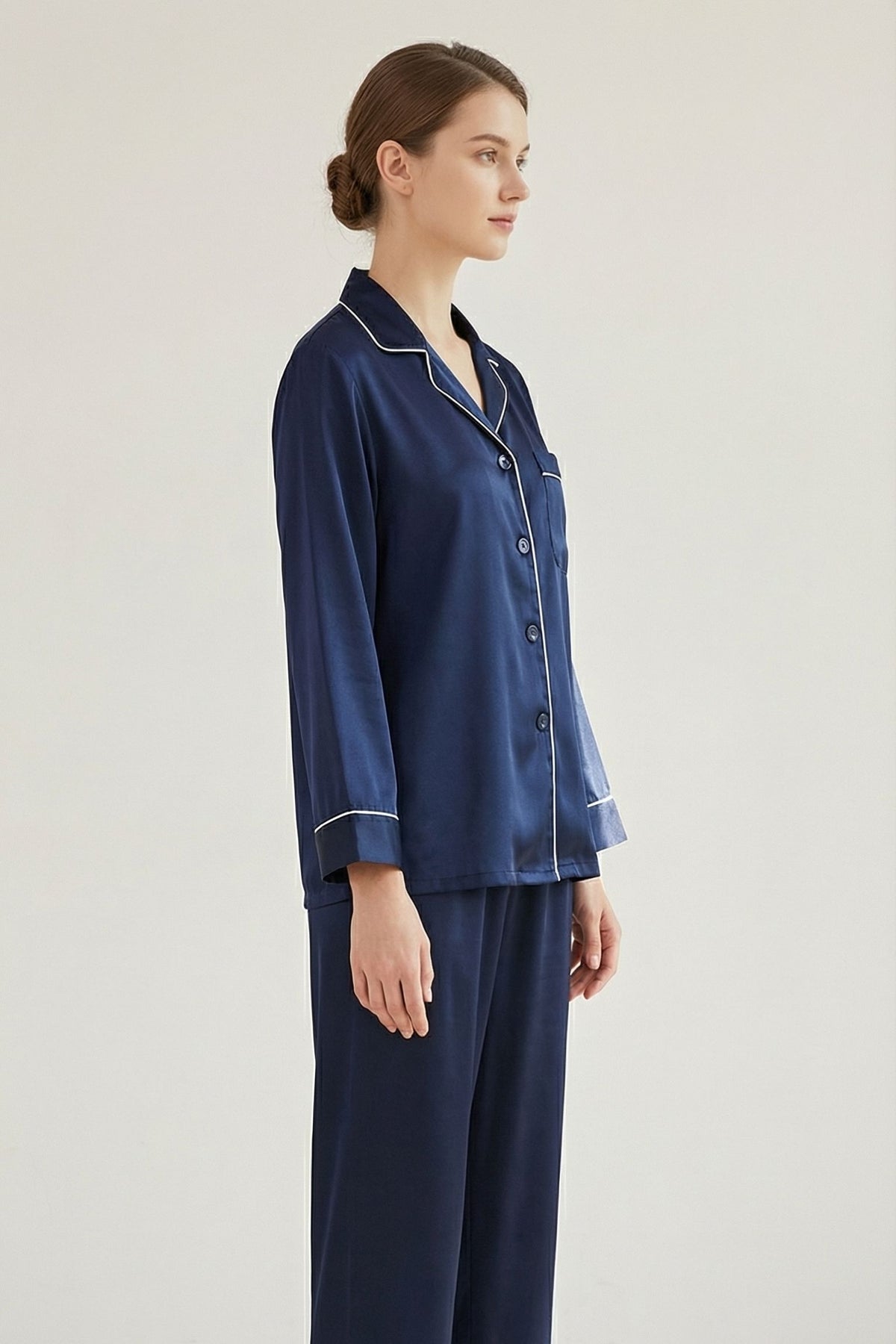 Pyjama en Soie de Mûrier Bleu Marin – Ensemble Long Classique