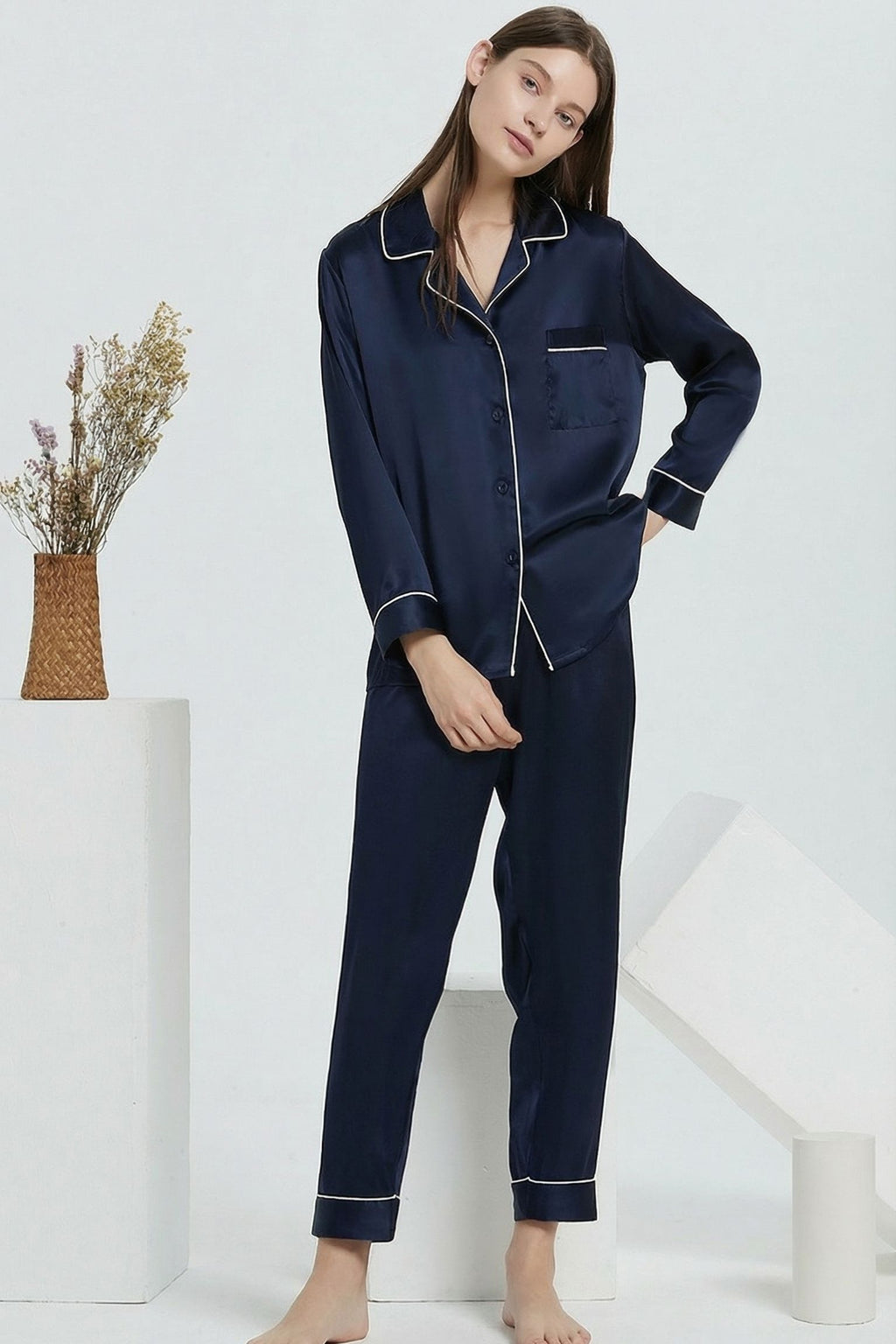 Pyjama en Soie de Mûrier Bleu Marin – Ensemble Long Classique