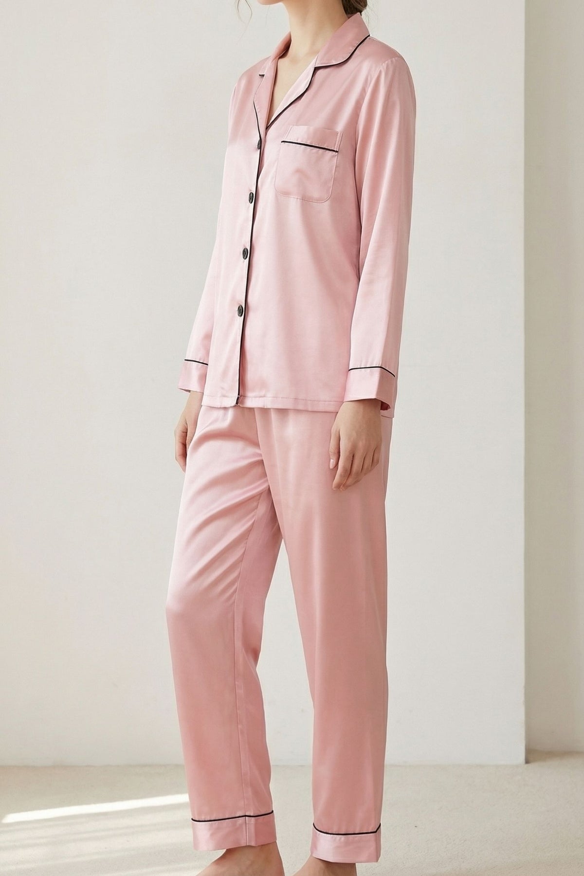 Pyjama en Soie de Mûrier avec Biais Contrasté Rose Fonce | Ensemble de Nuit Luxe
