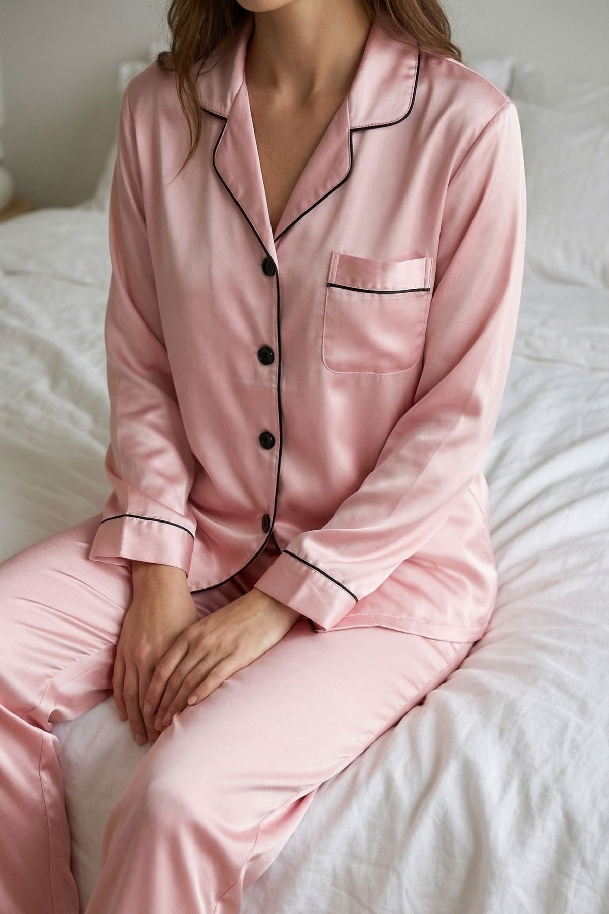 Pyjama en Soie de Mûrier avec Biais Contrasté Rose Fonce | Ensemble de Nuit Luxe