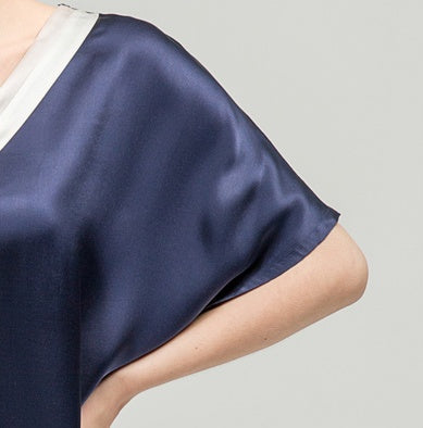 Nuisette en Soie de Mûrier avec Ceinture Bleu Marin - Manches Kimono Col V
