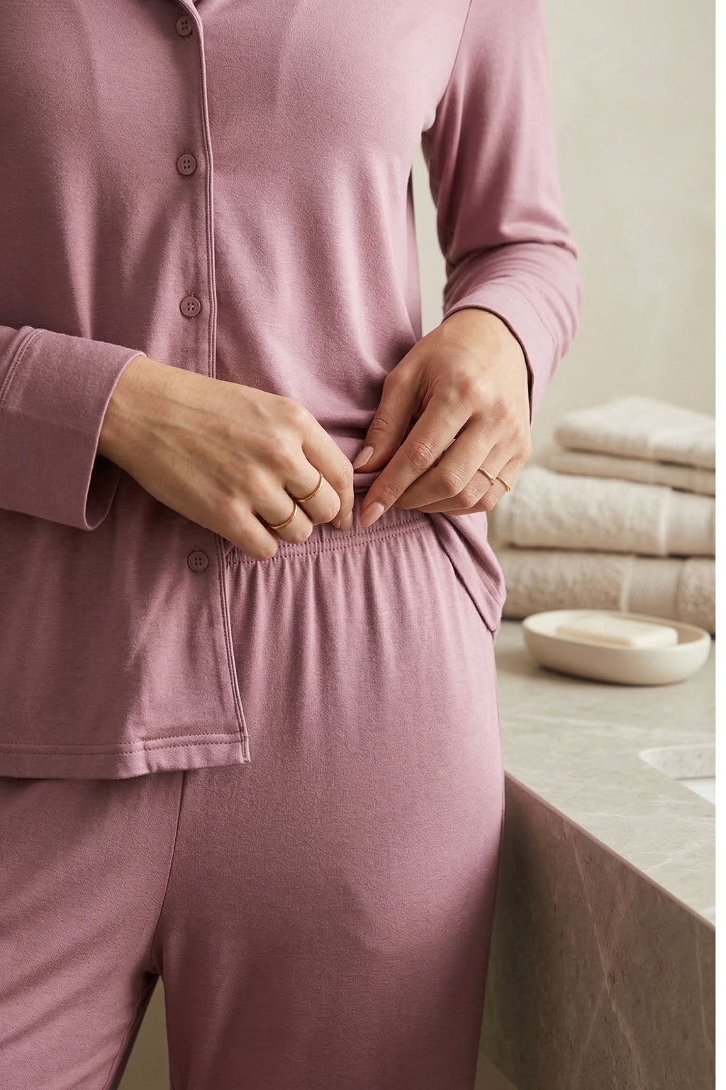 Pyjama en Soie de Mûrier - Col Chemise et Revers Élégants