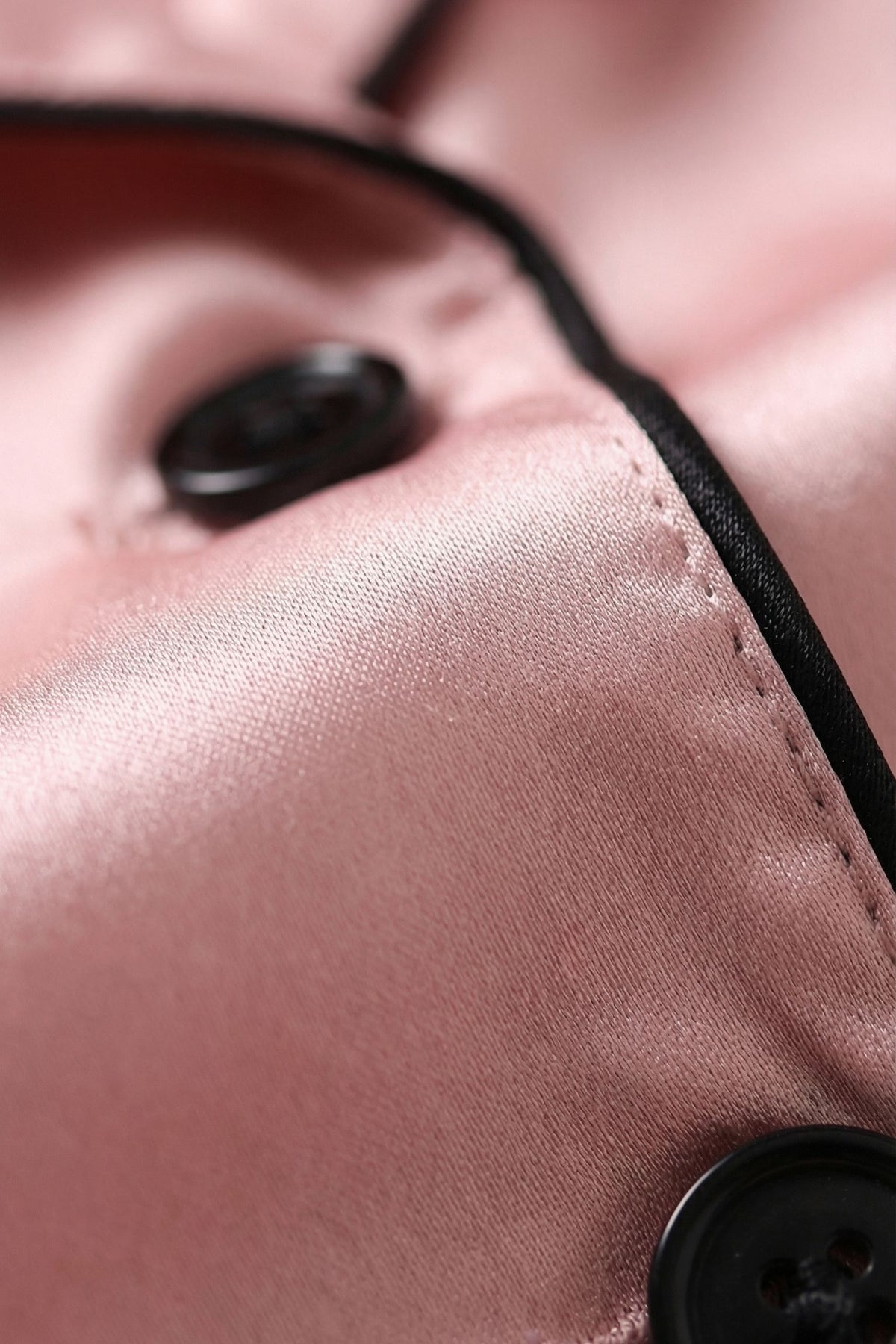 Pyjama en Soie de Mûrier avec Biais Contrasté Rose Fonce | Ensemble de Nuit Luxe