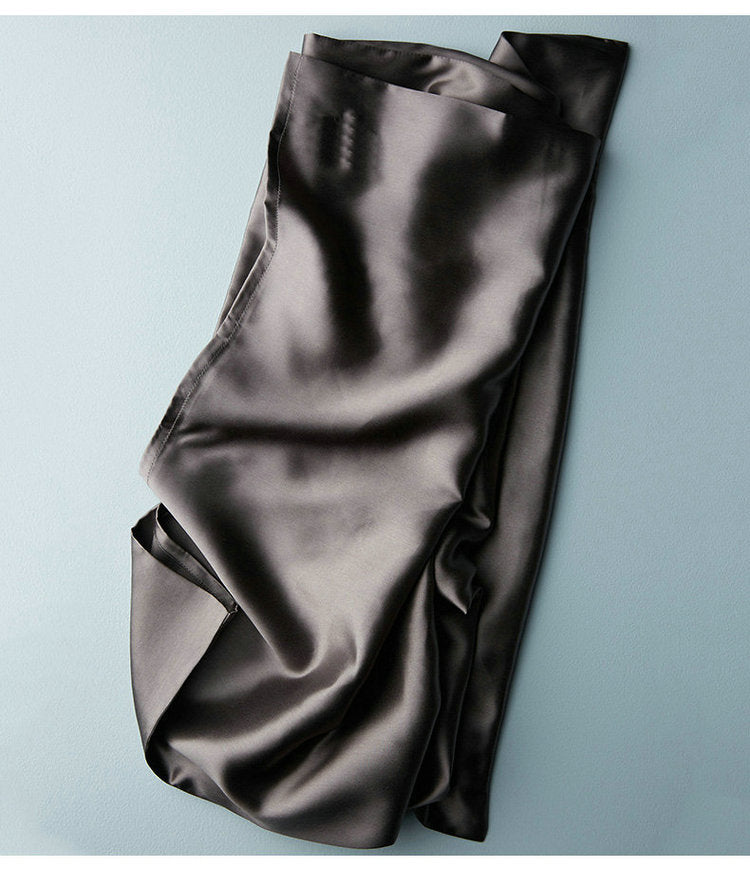 Taie d’Oreiller en Soie de Mulberry 22 Mommes – Beauté, Confort et Élégance Nocturne