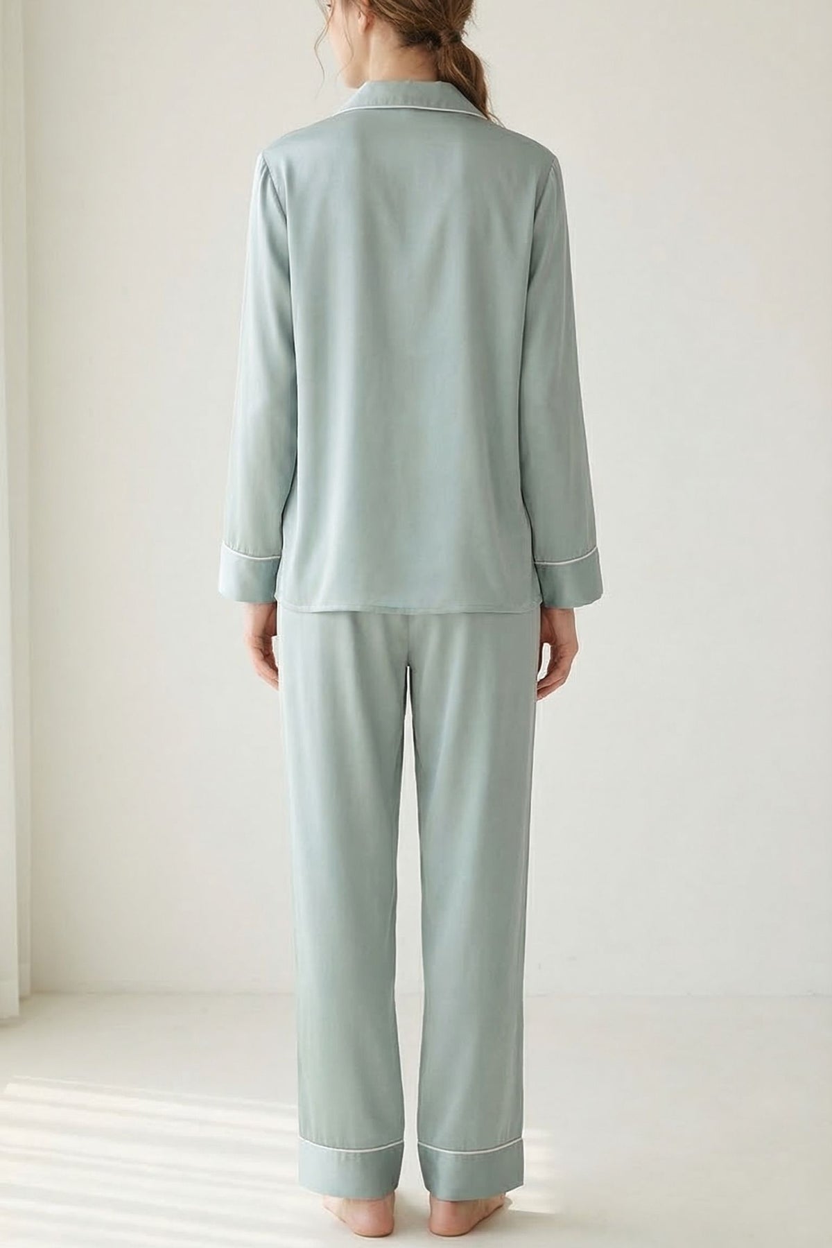 Pyjama en Soie de Mûrier Bleu Ciel | Ensemble de Nuit Luxe & Confort
