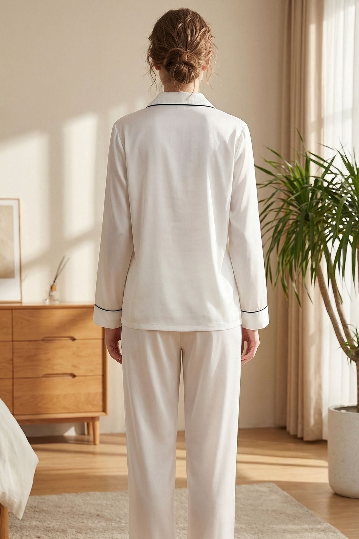 Pyjama en Soie de Mûrier avec Biais Contrasté Blanc | Ensemble de Nuit Luxe