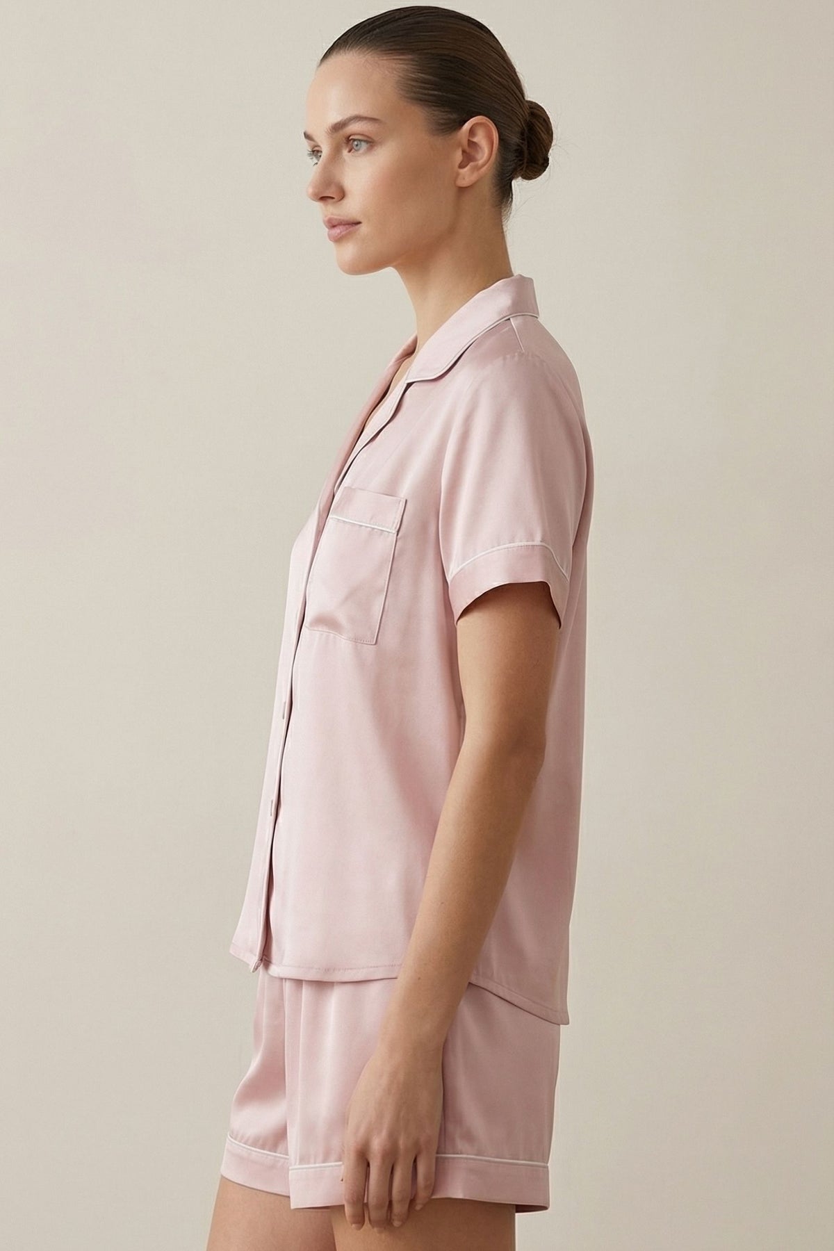 Pyjama Court en Soie de Mûrier – Ensemble Chemise et Short