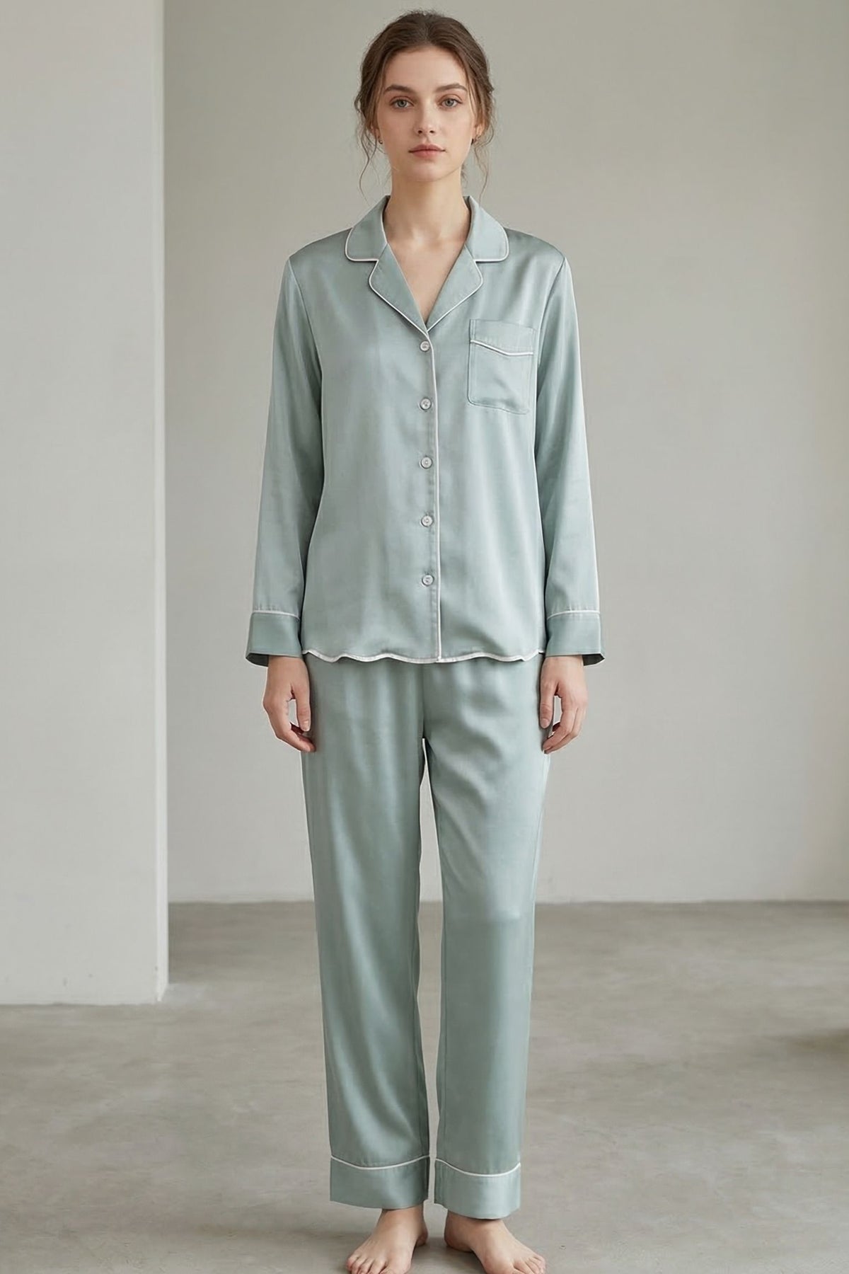 Pyjama en Soie de Mûrier Bleu Ciel | Ensemble de Nuit Luxe & Confort