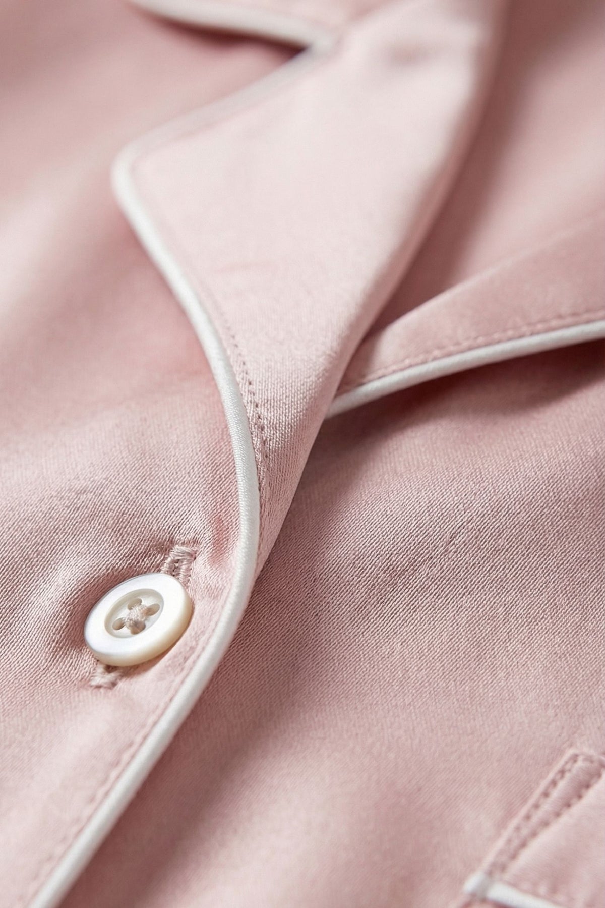 Pyjama Court en Soie de Mûrier – Ensemble Chemise et Short