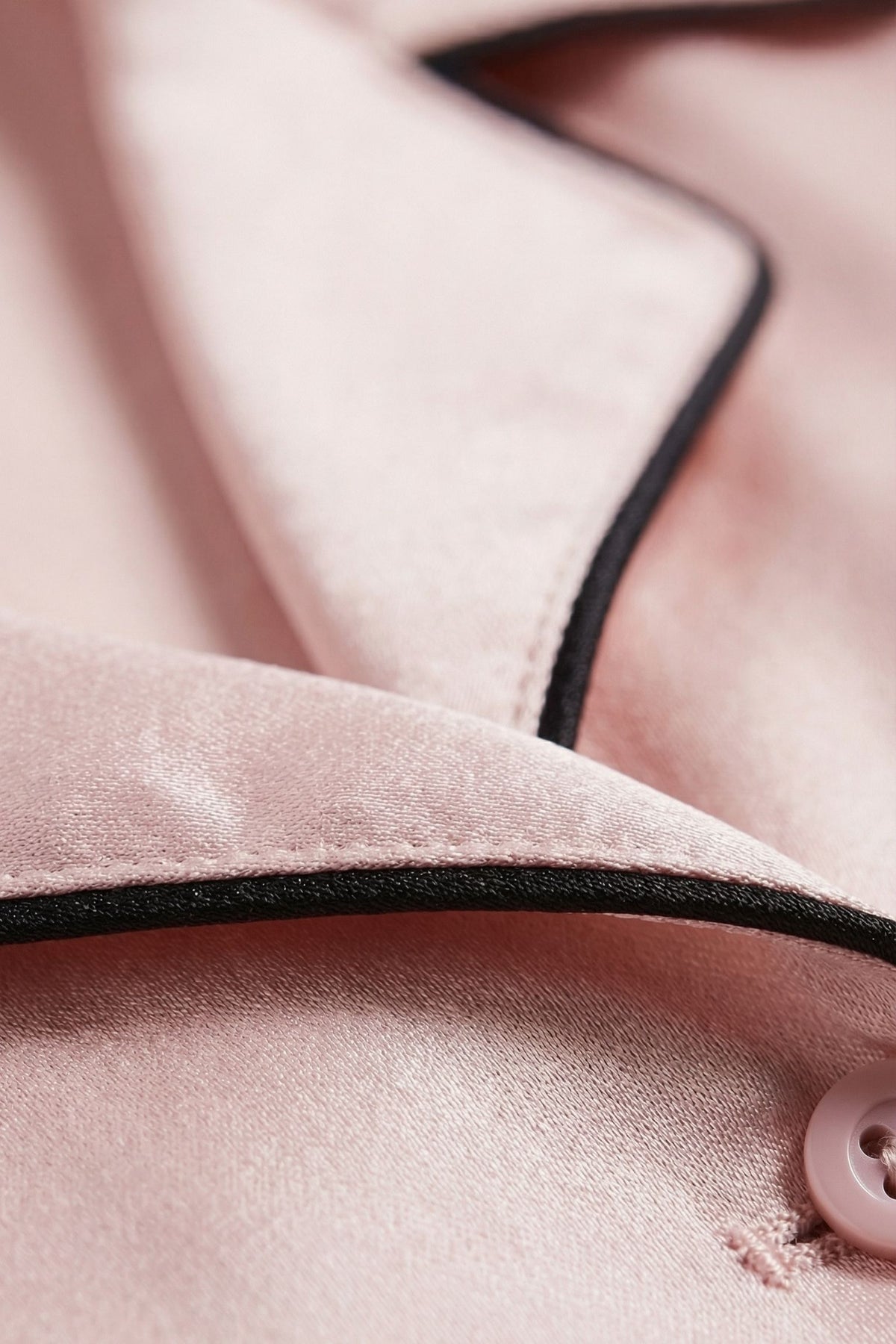 Pyjama Court en Soie de Mûrier – Ensemble Chemise et Short