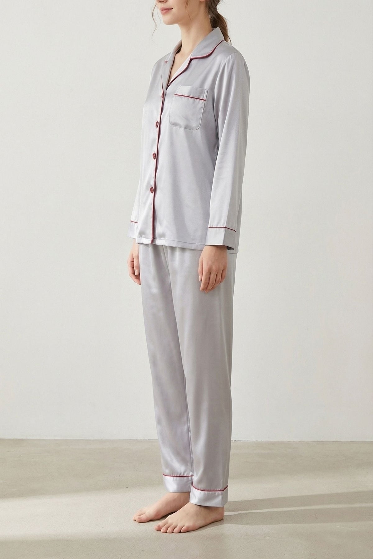 Pyjama en Soie de Mûrier avec Biais Contrasté Argent | Ensemble de Nuit Luxe