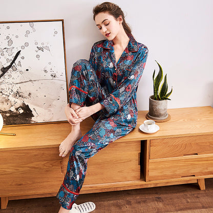 Pyjama en Soie Imprimée – Élégance Nocturne