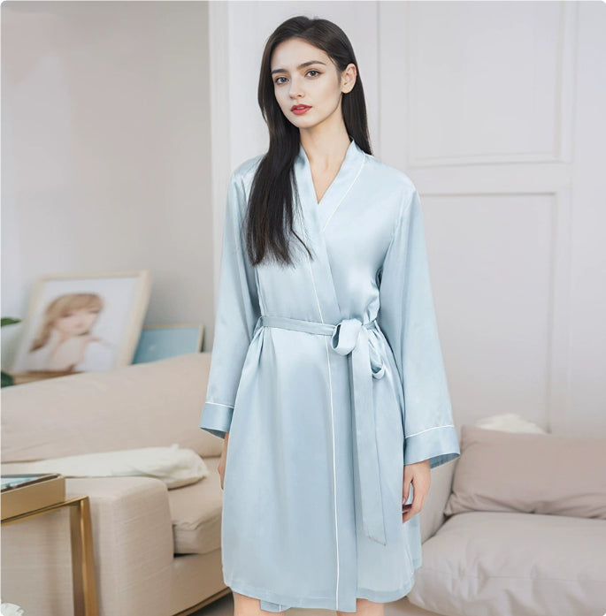 Nuisette Robe de Chambre en Soie de Mûrier avec Ceinture